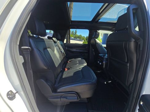 Used 2020 Ford Expedition Max Limited AWD/4WD image 12