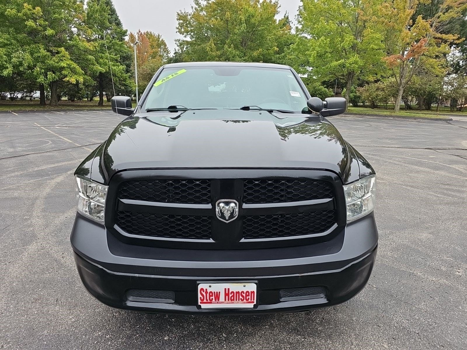 Used 2016 RAM 1500 4x4 Crew Cab image 9