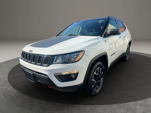Used 2021 Jeep Compass Trailhawk image 1