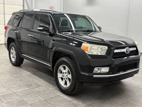 Used 2011 Toyota 4Runner SR5 w/ Convenience Pkg AWD/4WD image 1