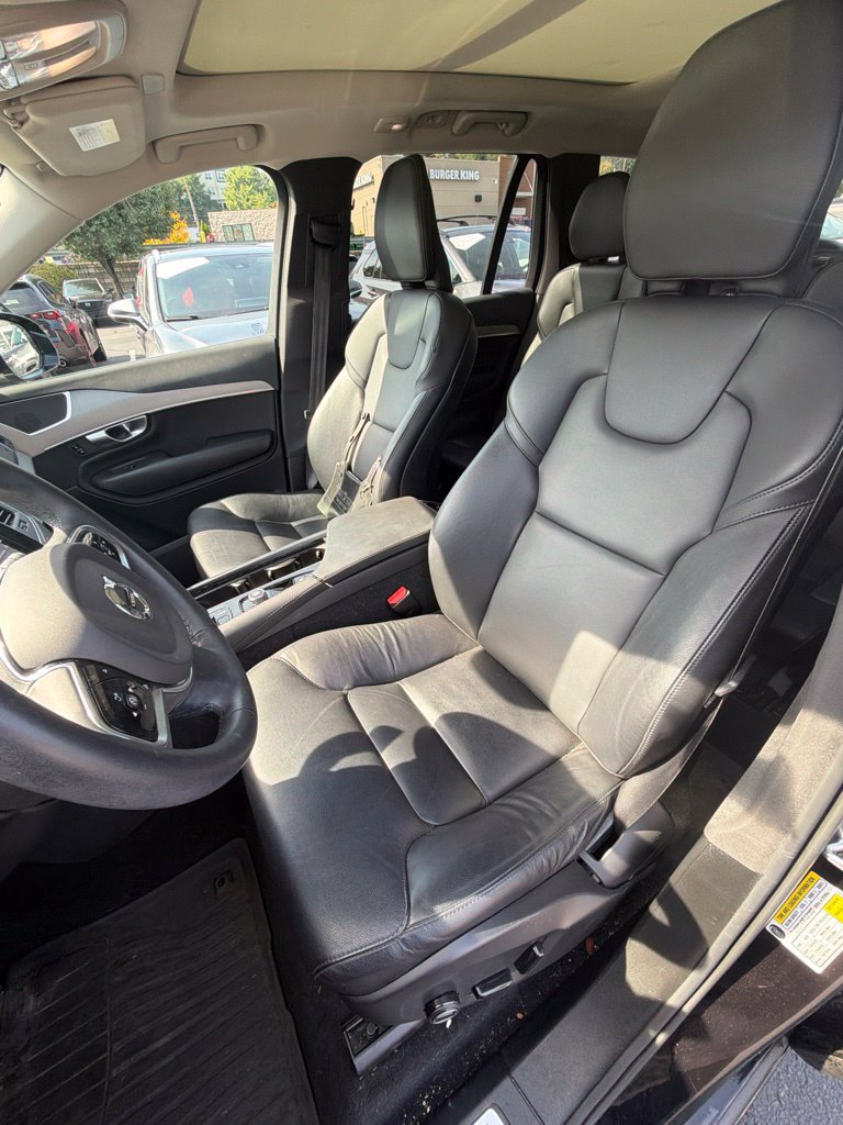 Used 2023 Volvo XC90 B5 Core w/ Protection Package Premier AWD/4WD image 13