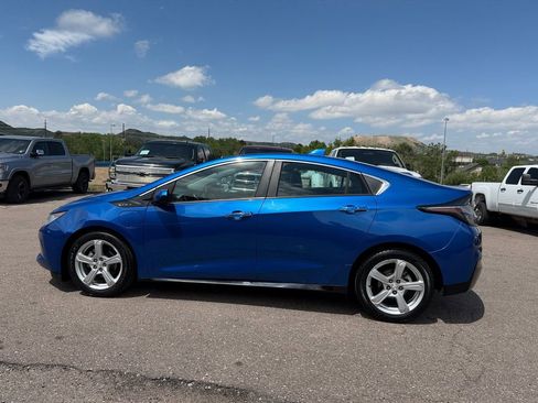 Used 2016 Chevrolet Volt LT w/ Comfort Package FWD image 6