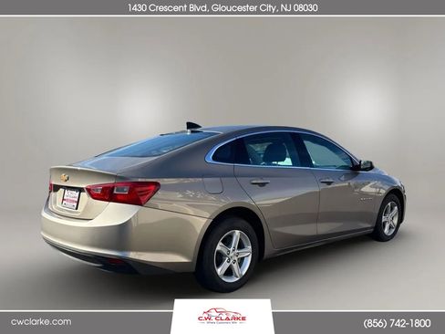 Used 2023 Chevrolet Malibu LS image 6