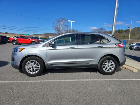 Certified 2024 Ford Edge SEL w/ Convenience Package AWD/4WD image 7