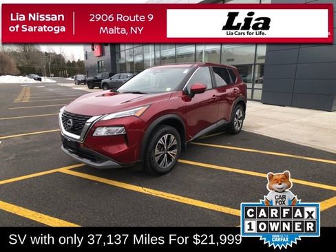 Used 2023 Nissan Rogue SV image 1