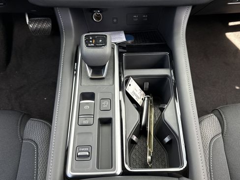 New 2026 Nissan Pathfinder SV w/ SV Premium Package FWD image 5