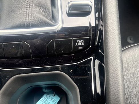 New 2026 Jeep Compass Latitude image 36