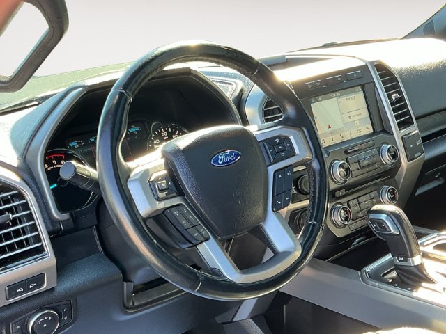 Used 2018 Ford F150 Platinum w/ Equipment Group 701A Luxury AWD/4WD image 13