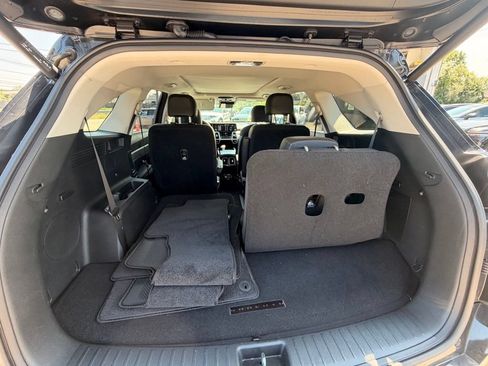 Used 2023 Kia Sorento SX AWD/4WD image 24