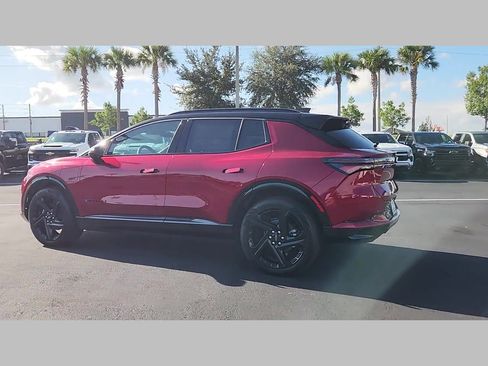 New 2026 Chevrolet Equinox EV RS image 19