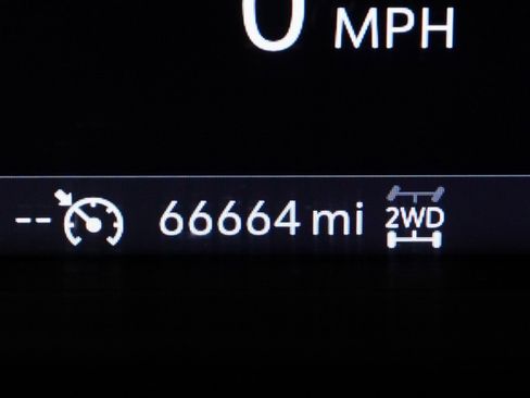 Used 2021 Chevrolet Silverado 1500 LT Trail Boss w/ Bed Protection Package image 19