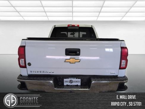 Used 2018 Chevrolet Silverado 1500 LTZ AWD/4WD image 5