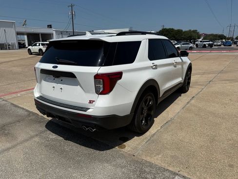 Used 2020 Ford Explorer ST w/ ST Street Pack AWD/4WD image 4