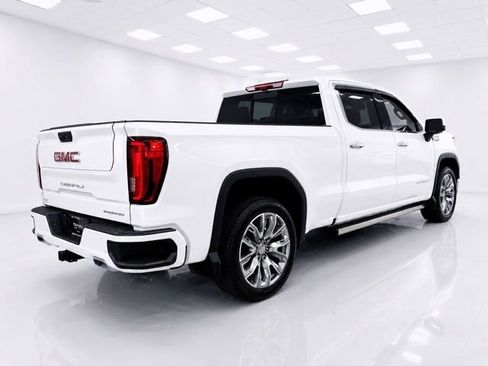 Used 2024 GMC Sierra 1500 Denali w/ Denali Reserve Package AWD/4WD image 4