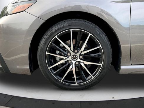 Used 2022 Toyota Camry SE image 32