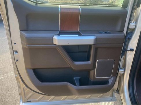 Used 2018 Ford F250 King Ranch w/ King Ranch Ultimate Package image 10