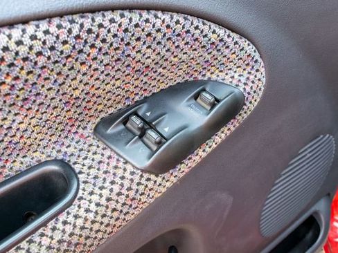 Used 2000 Dodge Ram 2500 Truck ST image 17