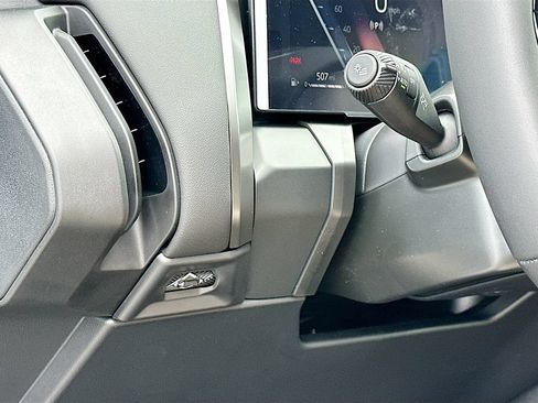 New 2026 BMW X3 xDrive30i w/ Premium Package AWD/4WD image 10