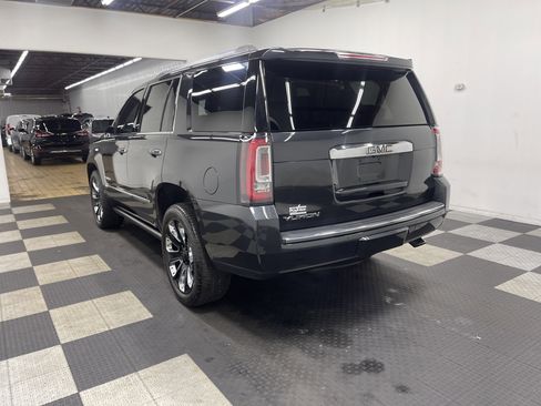 Used 2020 GMC Yukon Denali w/ Denali Ultimate Package image 2
