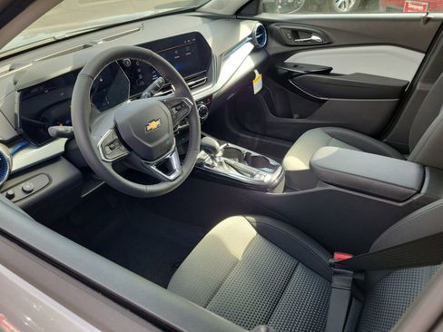 New 2026 Chevrolet Trax LT w/ Driver Confidence Package image 3