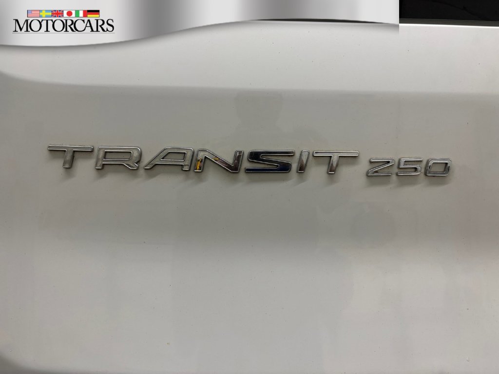 Used 2015 Ford Transit 250 130 Low Roof w/ Exterior Upgrade Package RWD image 29