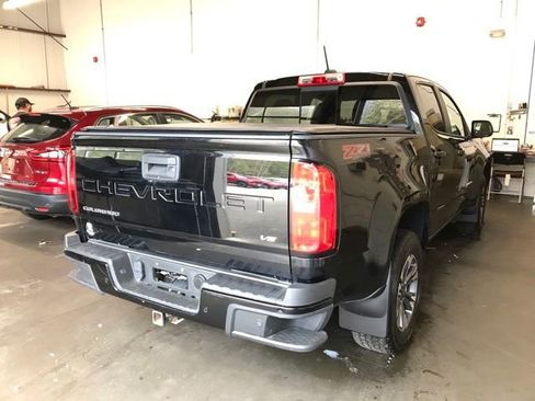 Used 2021 Chevrolet Colorado Z71 AWD/4WD image 5