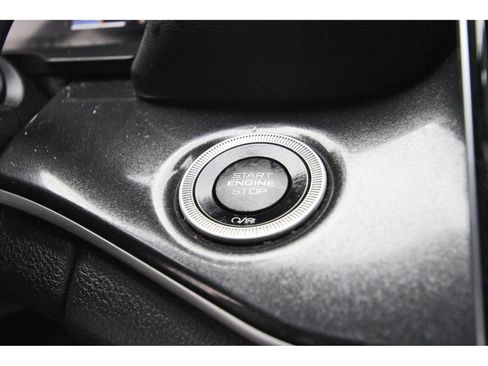 Used 2022 Jeep Grand Cherokee L Laredo image 21