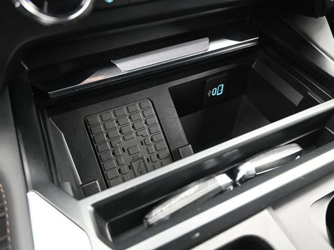 Certified 2024 Ford F250 Platinum AWD/4WD image 18