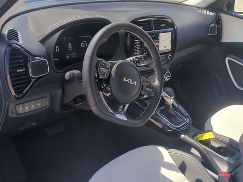 Used 2024 Kia Soul GT-Line FWD image 13