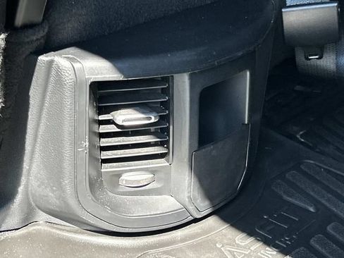 Used 2024 RAM 2500 Tradesman w/ Chrome Appearance Group AWD/4WD image 21
