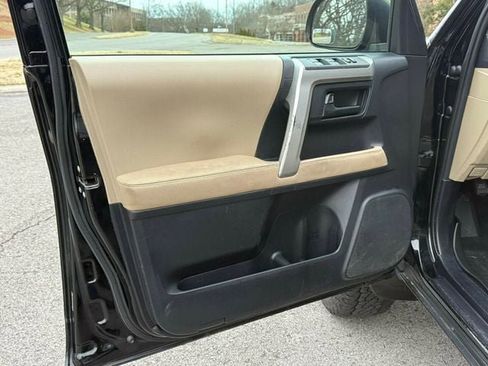 Used 2010 Toyota 4Runner SR5 image 10