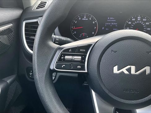 Used 2023 Kia Seltos LX AWD/4WD image 23