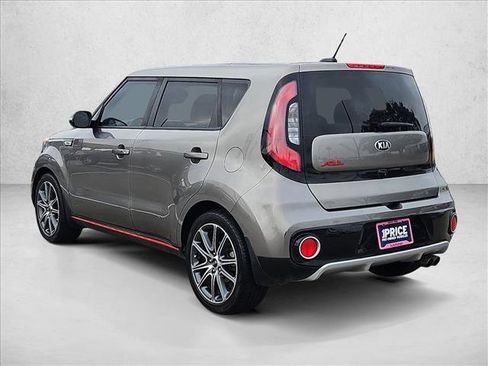 Used 2018 Kia Soul ! image 8