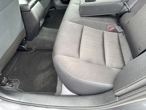 Used 2024 Nissan Altima 2.5 SV FWD image 32