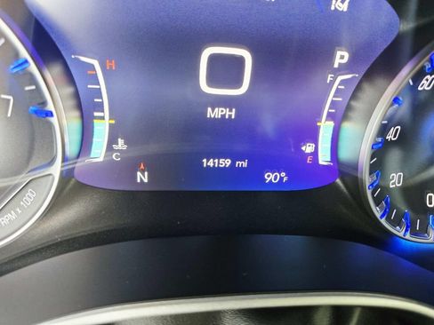 Used 2024 Chrysler Pacifica Touring-L w/ Road Tripper Package FWD image 24