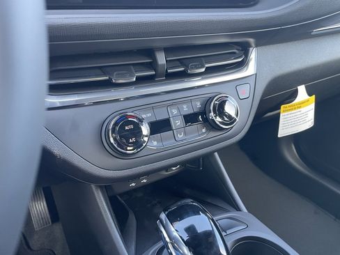 New 2026 Buick Envista Preferred w/ Convenience I Package image 18