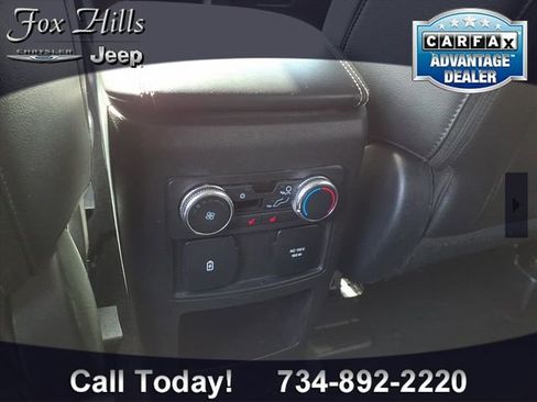 Used 2021 Ford Explorer Limited w/ Equipment Group 301A RWD image 13