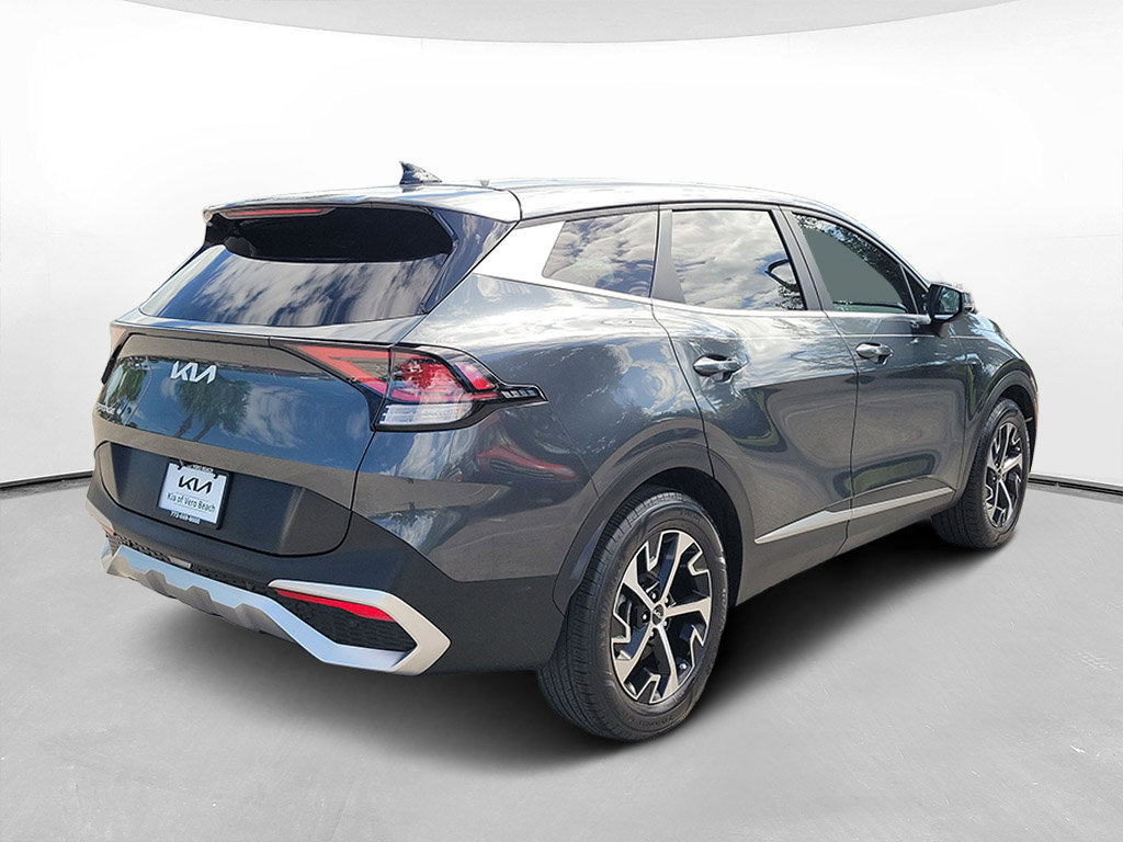 Certified 2024 Kia Sportage EX FWD image 4