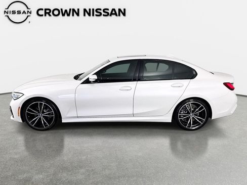 Used 2020 BMW 330i Sedan w/ M Sport Package RWD image 9