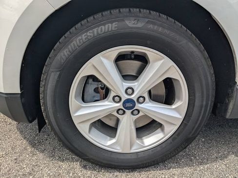 Used 2020 Ford Edge SE AWD/4WD image 10