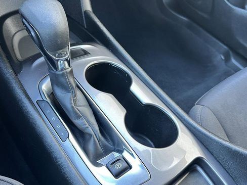 Used 2023 Chevrolet Malibu LS image 14