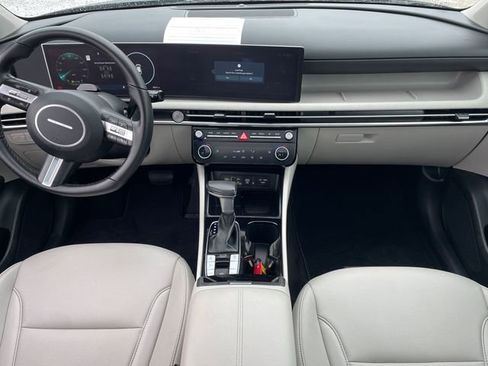 Used 2025 Hyundai Tucson SEL image 22