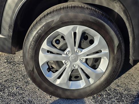 Used 2025 Chevrolet Trax LS w/ Driver Confidence Package image 10