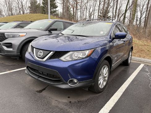 Used 2019 Nissan Rogue Sport SV w/ Technology Package image 3