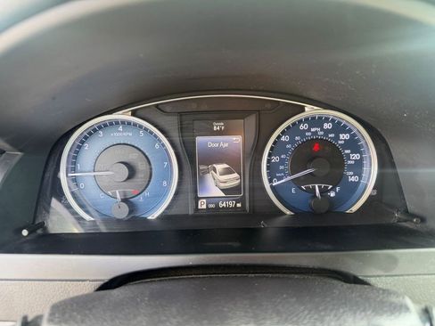 Used 2016 Toyota Camry LE FWD image 14