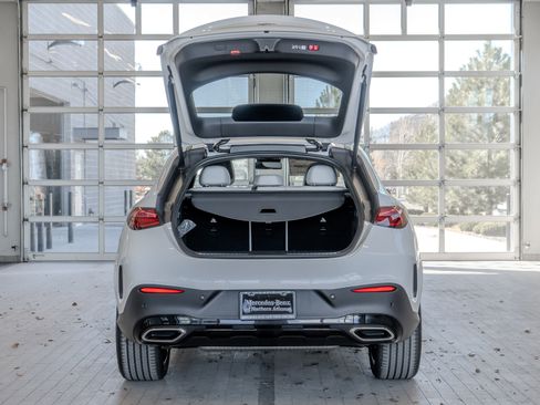 New 2026 Mercedes-Benz GLC 300 4MATIC image 16