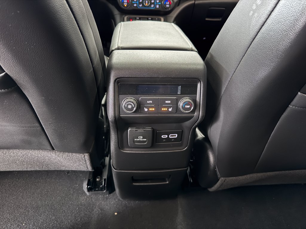 Certified 2023 GMC Acadia Denali w/ Black Diamond Edition AWD/4WD image 30