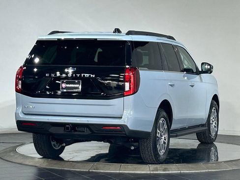 New 2026 Ford Expedition Active AWD/4WD image 8