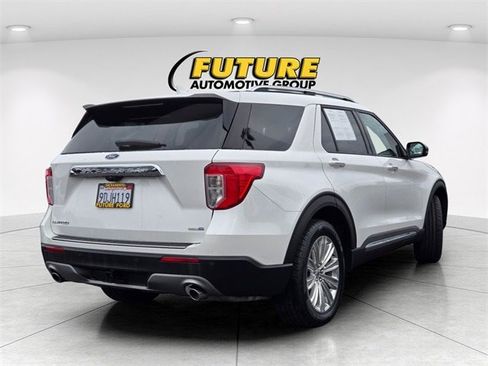 Certified 2020 Ford Explorer Limited w/ Class III Trailer Tow Package image 4