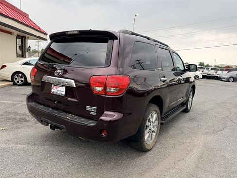 Used 2014 Toyota Sequoia Limited AWD/4WD image 5